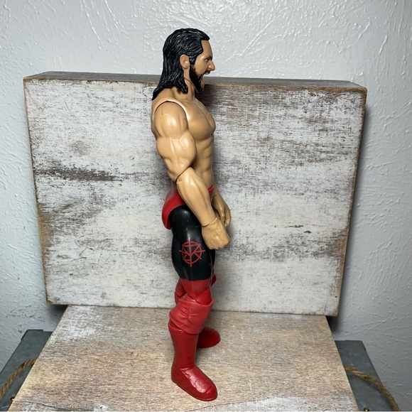 Mattel WWE Action Figures Seth Rollins 12' - Picture 4 of 16